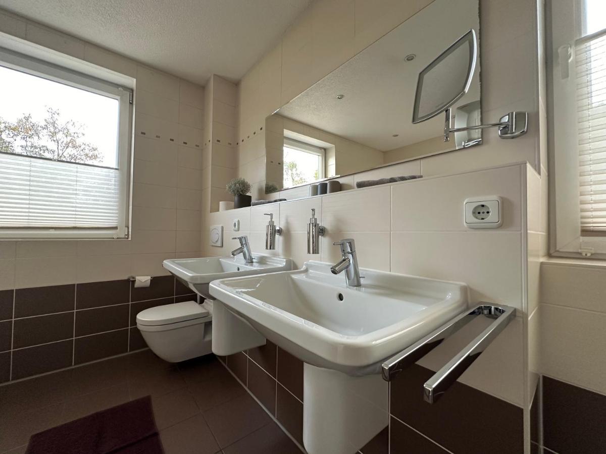 Stadtvilla In Leipzig 7 Personen 3 Schlafzimmer 2 Baeder Garten Und Terrasse Zentral Gelegen Messe Innenstadt Seen Exteriér fotografie
