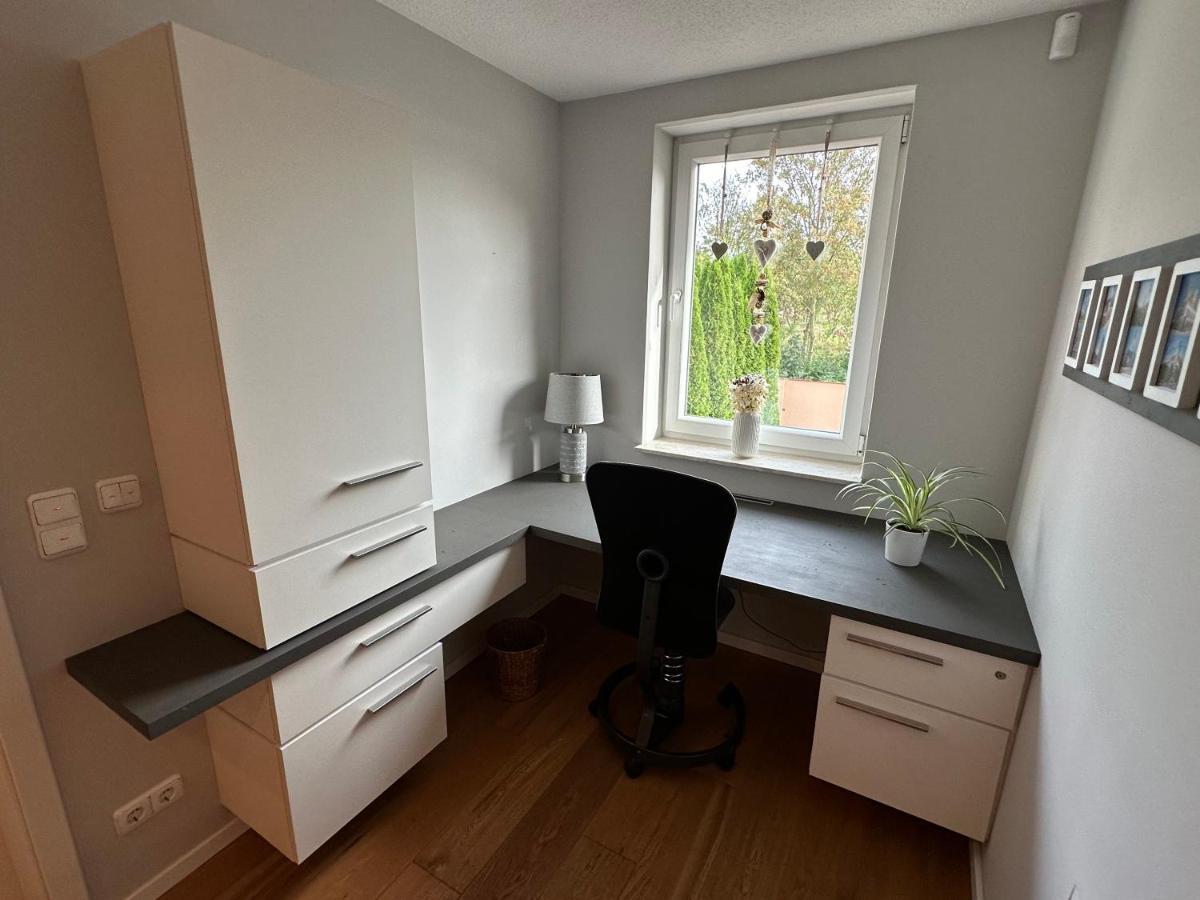 Stadtvilla In Leipzig 7 Personen 3 Schlafzimmer 2 Baeder Garten Und Terrasse Zentral Gelegen Messe Innenstadt Seen Exteriér fotografie